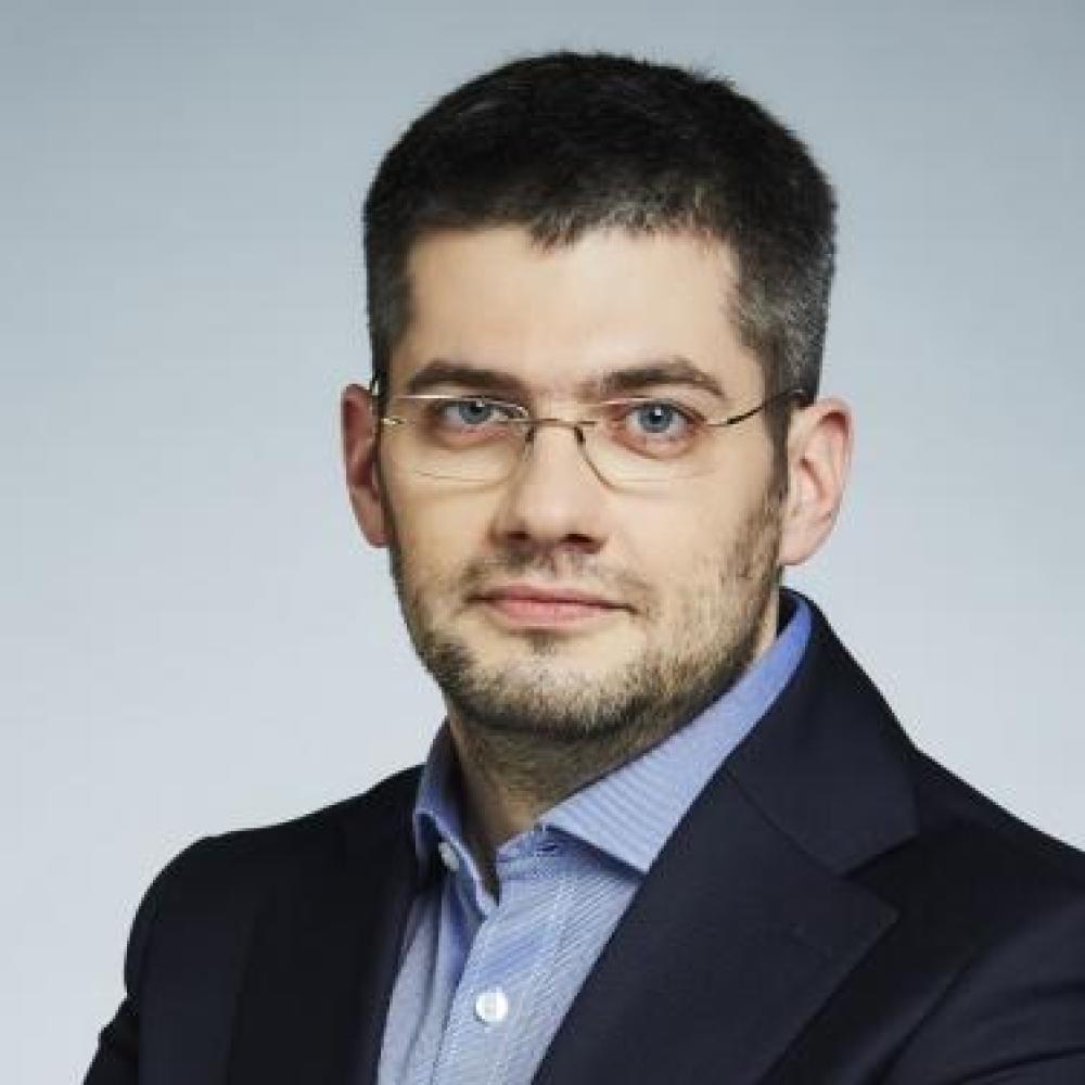 "Prawica straciła monopol na patriotyzm." Komentarze po marszach Trzaskowskiego i Nawrockiego
